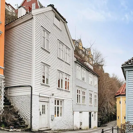 Dinbnb Homes L Bispengsgaten 500 M To Bryggen Apartment Bergen