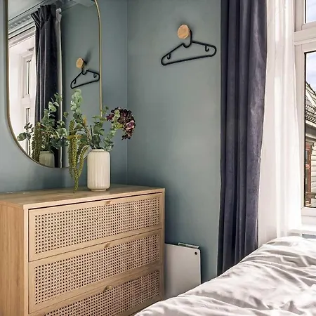 Dinbnb Homes L Bispengsgaten 500 M To Bryggen 아파트
