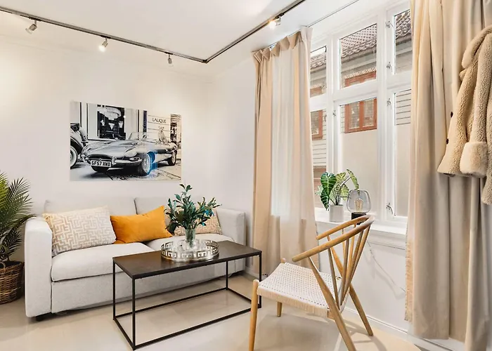 Apartment Dinbnb Homes L Bispengsgaten 500 M To Bryggen *